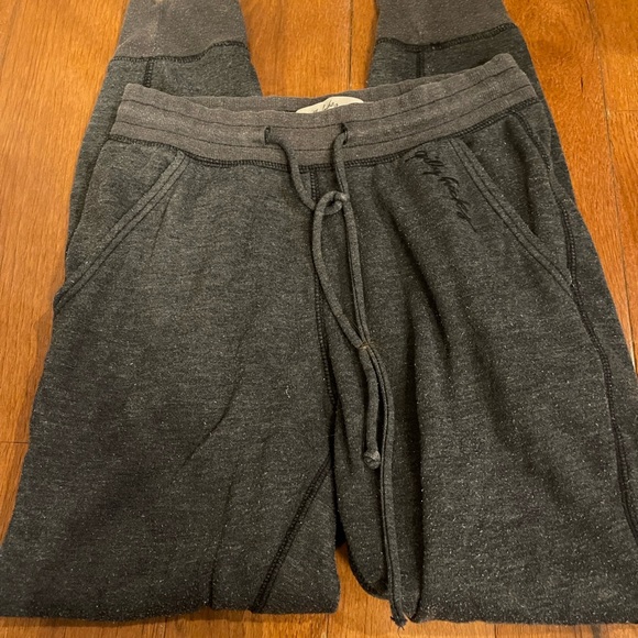 Bundle - Picture 4 of 5